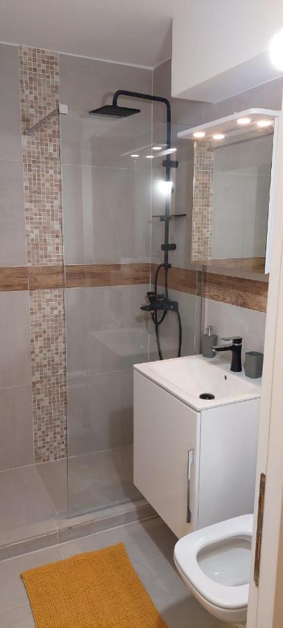 University Apartment バイア·マーレ エクステリア 写真